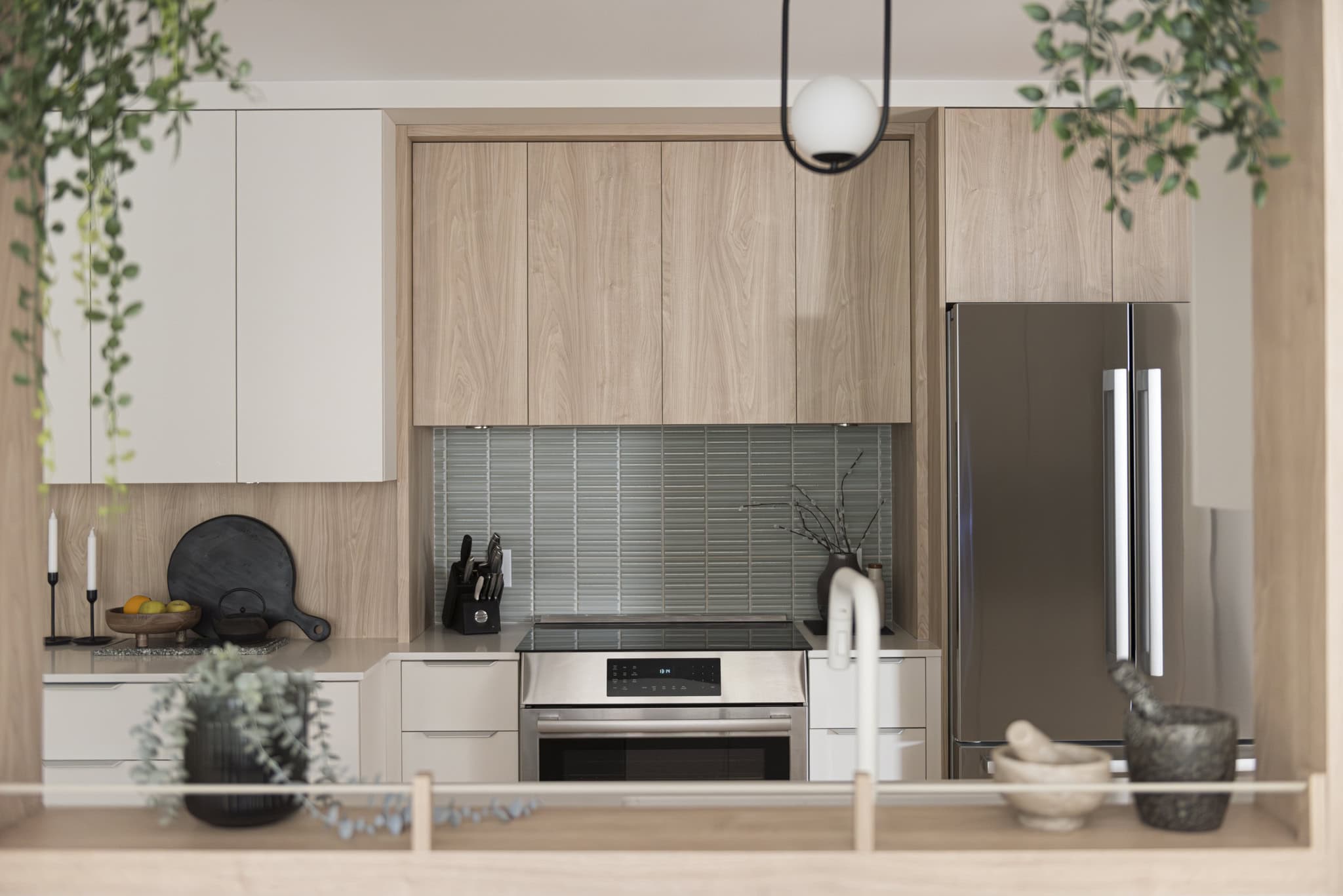 Cuisine moderne avec éléments en bois